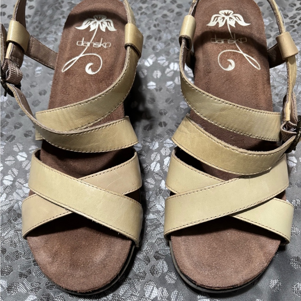 Dansko Tan Sandals with Crisscross Straps and Secure Ankle Strap. 4” heel, new